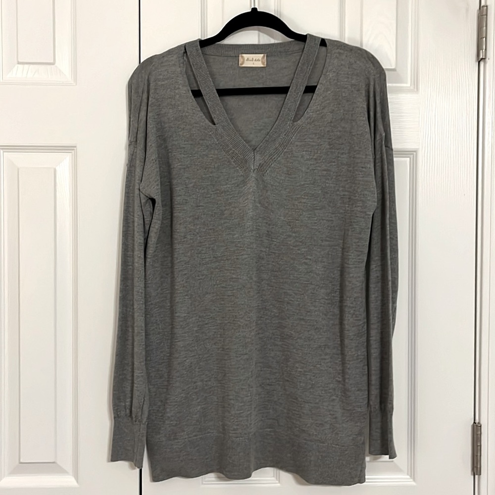 Altar’d State light weight gray heather sweater